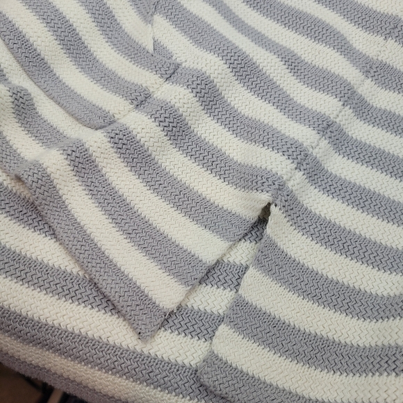 Chelsea & Theodore long gray white hoodie stripes sweater nautical cozy beach M - Picture 10 of 11